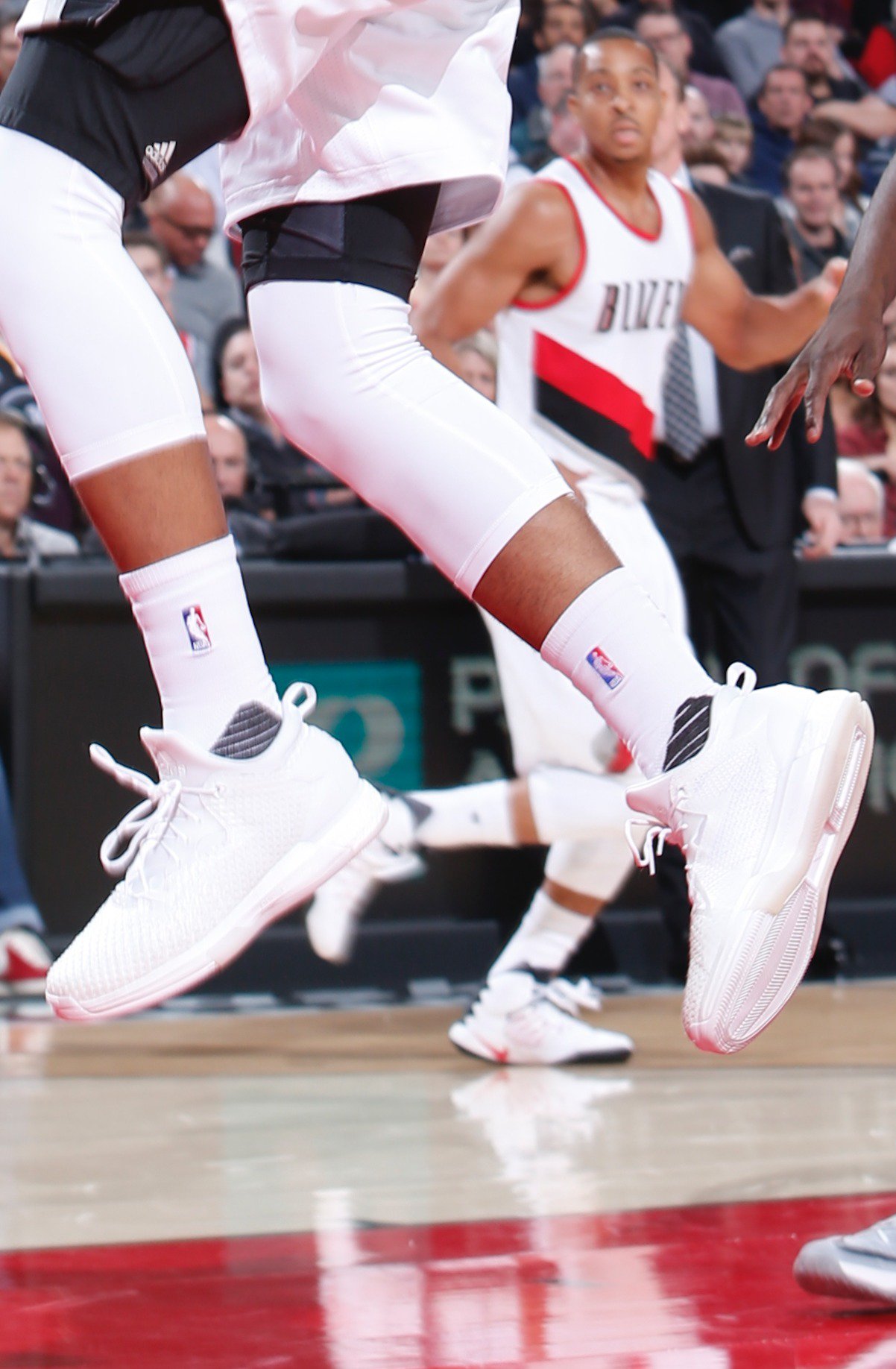 D lillard 2 triple top white