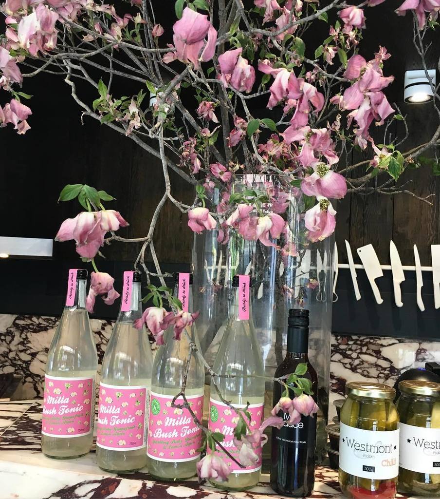 Millamolong's tweet photo. Beautiful a display of our Ruby Grapefruit Milla Bush Tonic @1888certified with stunning p… https://t.co/3oVWxtQKw7 https://t.co/tdhUg5G0mV