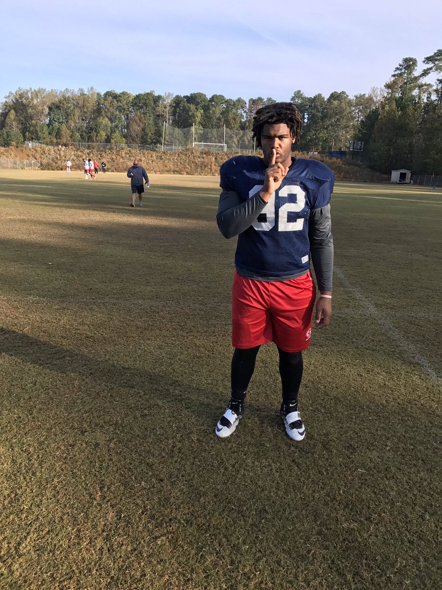 JUCOFFrenzy's tweet photo. .@Murchboy92  Larrell Murchison JUCO DL C/O 2017. 6'4 290. Louisburg JC. Updated HL https://t.co/AUYlAgtBup https://t.co/gtisLWCISu