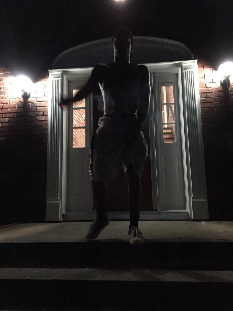 Viktorvonfreeze's tweet photo. Leaking it's been cold #itsbeencold #November10th https://t.co/edM9NIRZ42
