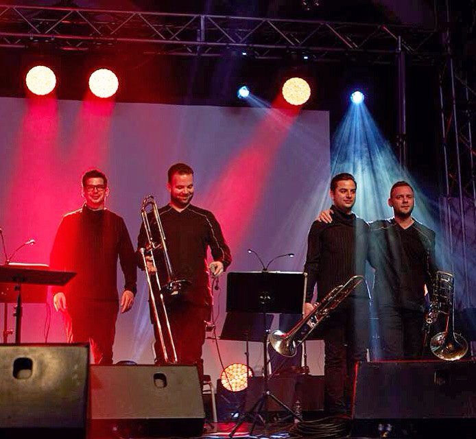 4bonesquartet's tweet photo. Thanks Budapest🙏
#fourbones #trombone #live #concert #music #festival #thanks #budapest https://t.co/ikyoLuolPo
