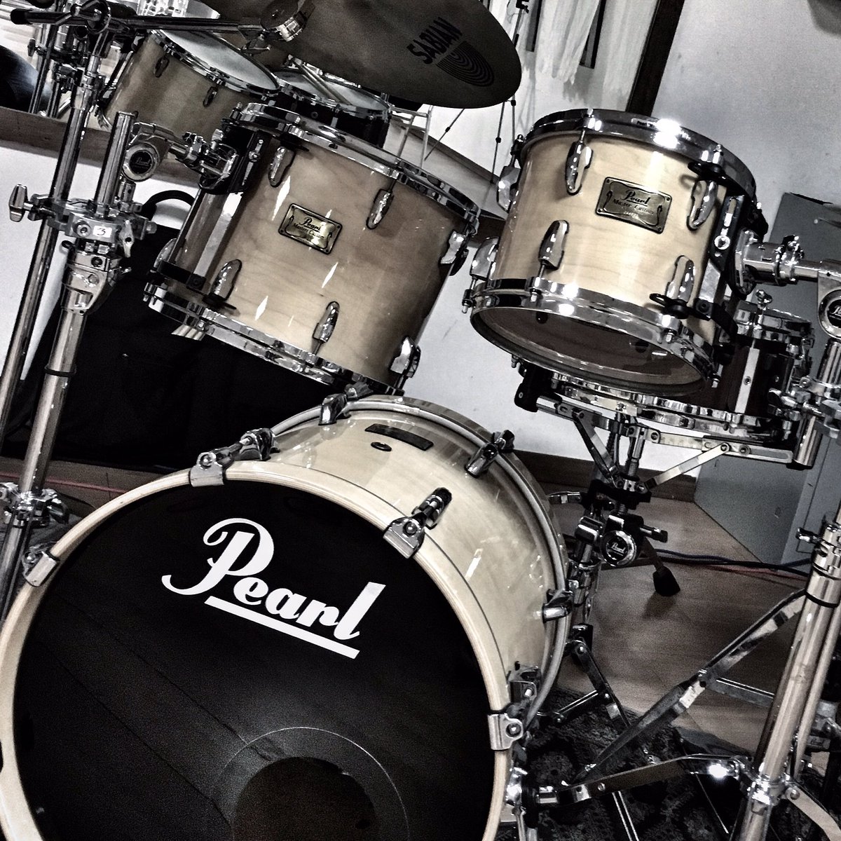 fcanturi's tweet photo. My lovely jazz set @PearlDrumsEuro @SABIAN_UK @EvansDrumheads @vicfirth #drum #drums #drummer #drummers #music #jazz #love #Enjoy https://t.co/y2Sp1Y2A78