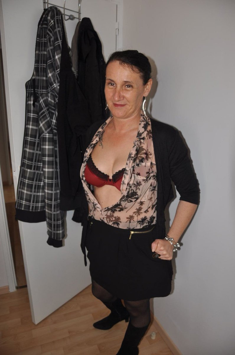 adoptunecougar tweet picture