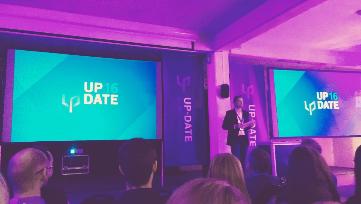 artaxogmbh's tweet photo. Die Up-Date-Konferenz in #Hannover! Heute Nachmittag hält @pktweets einen Vortrag zum Thema "Verschenktes #SEO-Potenzial im #B2B"! 👌 #UDK16 https://t.co/4hyKV4FuFV