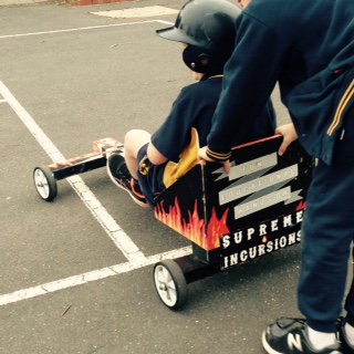 Sup_Incursions's tweet photo. What?! Free stuff?!! Awesome. Go to https://t.co/U74if7eCJg to grab some fantastic Billy Cart resources. #billycarts #handsonlearning #STEM https://t.co/fzpMc9aXNK