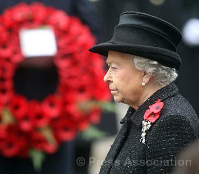 RoyalFamily's tweet photo. On Remembrance Sunday The Queen and the @RoyalFamily will attend the National Service of Remembrance and lay wreaths at The Cenotaph https://t.co/LUnfOlFLjC