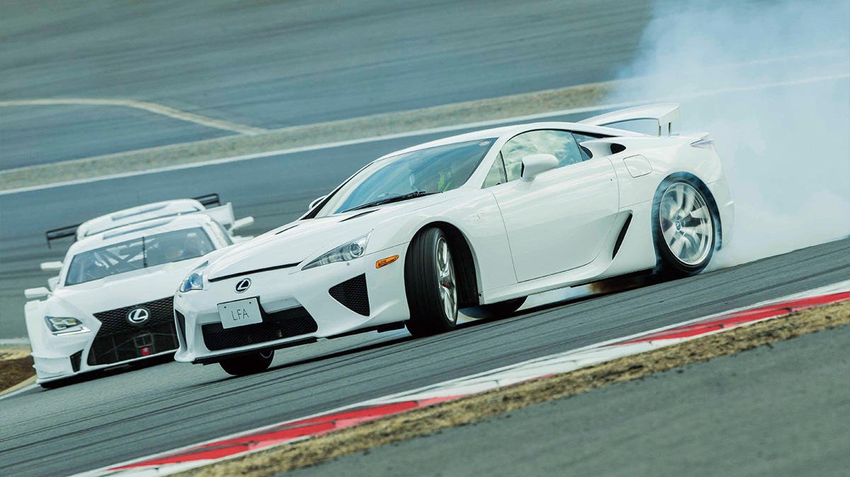 PutriRoffi's tweet image. "Fuji Speedway’s finest. #Fperformance https://t.co/KrqSV2nHj5"