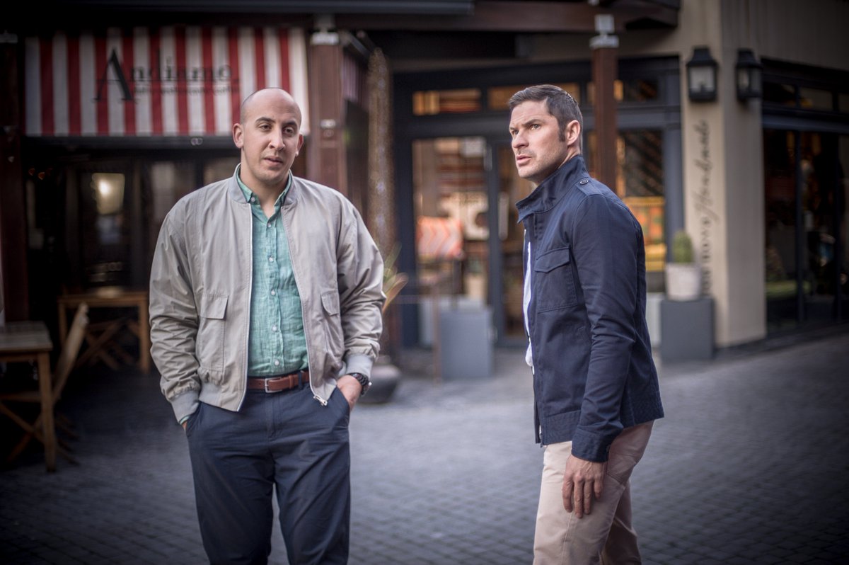 west5films's tweet photo. @DalinOliver and @neelsvjaarsveld in #FindersKeepers - trailer coming soon. #laughriot #southafrica #CapeTown #sillyseason https://t.co/2v5UpC1cek