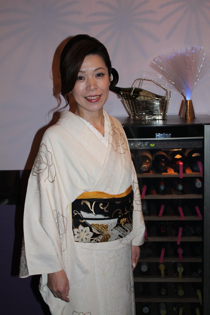 マチナカ情報 Ar Twitter うわさの女 ワインバー ハナコ ソムリエール 田中 陽子さん 松山市二番町1 5 30 古唐人anex5f 電話 089 933 2081 詳しくは 愛媛 松山の人気店 有名店情報 マチナカ情報 Https T Co Yg0zbz2jnu By 週刊 愛媛経済レポート Https T Co