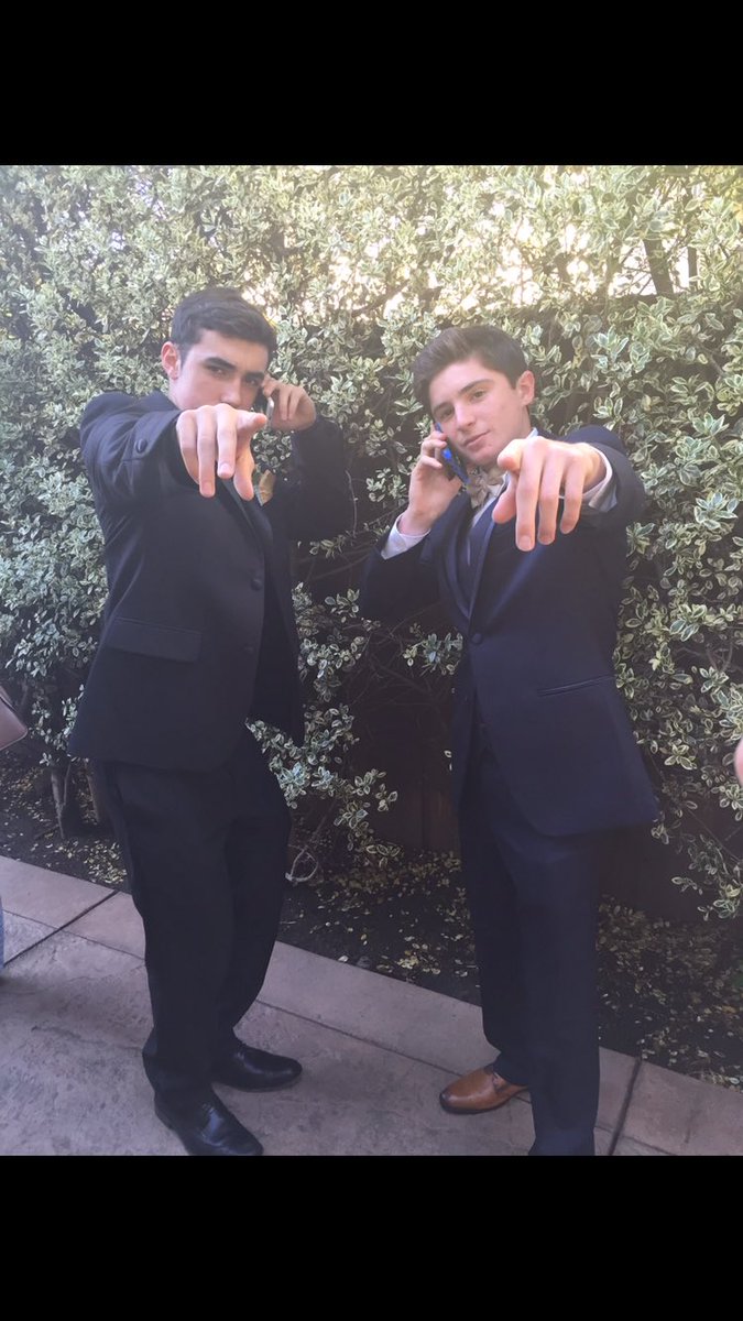 _jack_morris_'s tweet photo. Someone called and told me it's your birthday @RonnyOzorio 🎉🎉🎊🎉 https://t.co/TDGzs0v0Q2