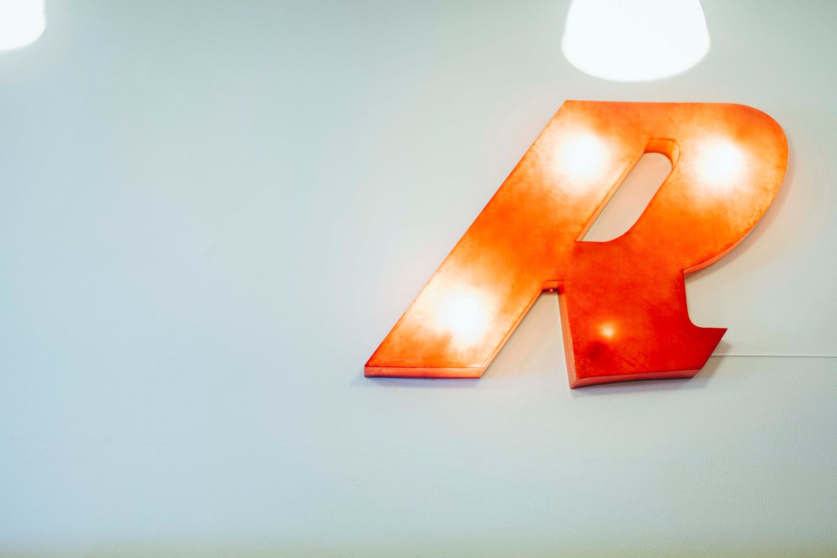 LabRevolucion's tweet image. Llevábamos un tiempo en silencio; hoy queremos deciros algo ;) #cambios #proyectos 
labrevolucion.es/igual-pero-dis…