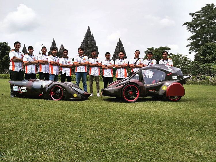 univ_syiahkuala's tweet photo. Ready to race β
Mohon doa dan dukungan agar mendapatkan hasil yg terbaik
#kmhe2016
Foto & Kata : @malemdiwa_unsyiah https://t.co/uX3qc42gww