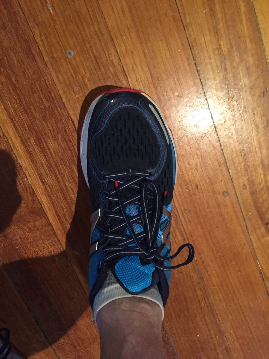 sdick_1's tweet photo. Giving the new 1260's a workout.  Hope to be running again next week. 8km walk 70mins #ftifit https://t.co/6OXZBjzdlO