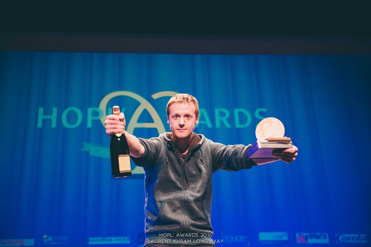 VinsAlsace's tweet photo. Crémant d'Alsace de rigueur aux #Hoplawards 2016. Bravo à tous et que nos bulles vous inspirent ;-)  @Hoplawards @olcalsace #DrinkAlsace https://t.co/5ELijHJM1m