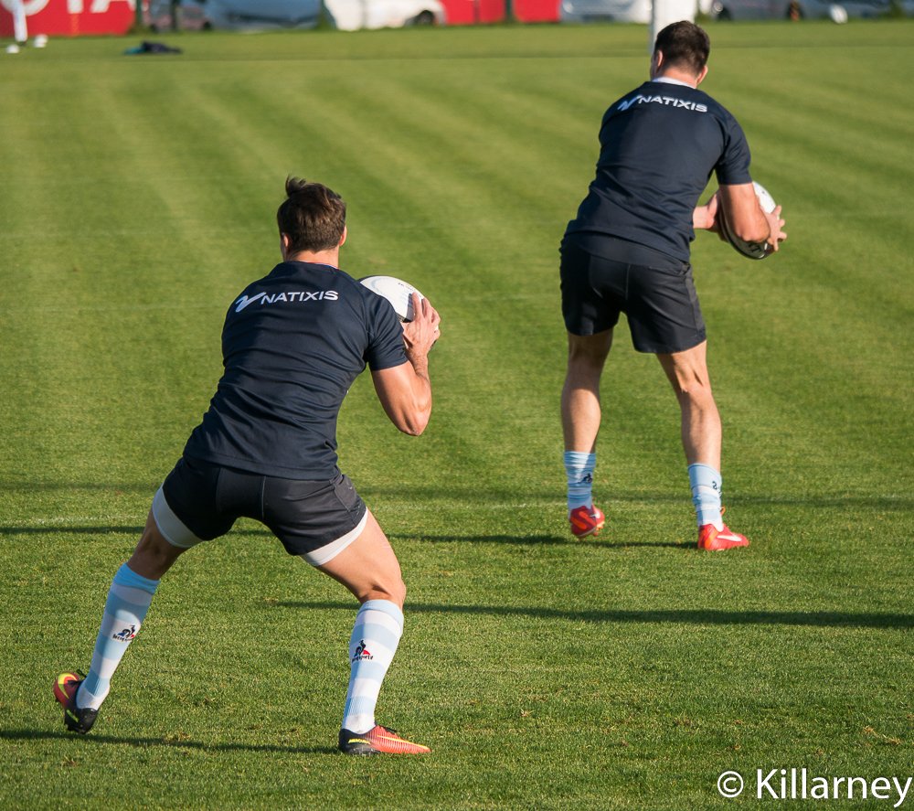 Atkillarneys's tweet photo. Le duo argentin du @racing92 bien synchro à l'entrainement public de lundi. Bravo !! #racingfamily @Imhoffjuan @manuchocarizza https://t.co/e371SjGjsa