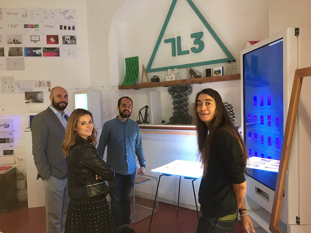 @BCN_AteneusFab aprenent <a href="/TheLab003/">TheLab003</a> Fent barri al P9, interessant proposta <a href="/BCN_TIC/">Comunicació IMI</a> transició cap ala sobirania tecnològica <a href="/francesca_bria/">Francesca Bria (@francescabria.bsky.social)</a>