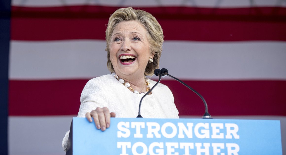 politico's tweet photo. .@realDonaldTrump campaigns on confidence but the data favors @HillaryClinton https://t.co/taJhObFfjd | AP Photo https://t.co/WSZ1BR2Bn8