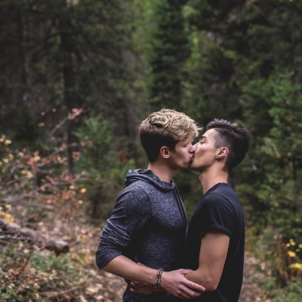 Cute kiss!#gay #hotgayboy #hotgayguy #hotgayman #hotgaybody #sexygay #sexyg...