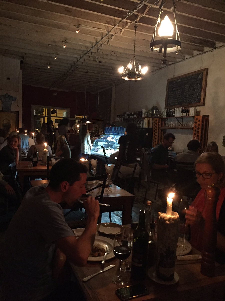 MarisaMaccaferr's tweet photo. Our @TrueItalic1 experience @RoxyRoxvn #delish #italiancuisine #capetowneats #EatOut 👍🏼👍🏼🎯🎯 https://t.co/6wu1tHFnDA