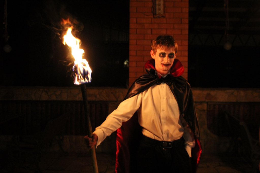 7xProd's tweet image. Фотоотчет по Halloween в ресторане "Алгус" 31.11.2016
Больше фотографий по ссылке: vk.com/album-93424893…