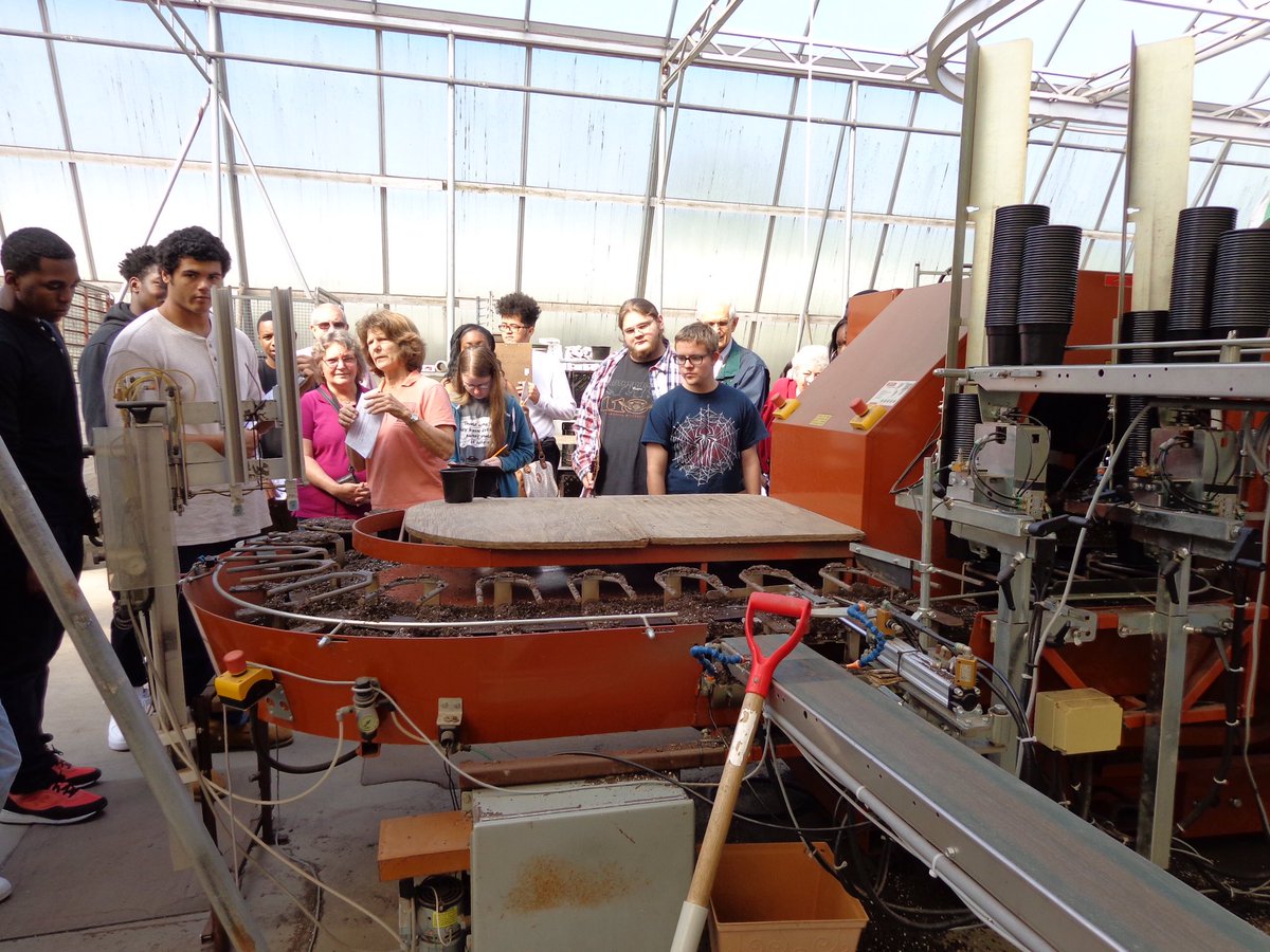 GoCHSTruckers's tweet image. Horticulture students visit White's Nursery to see a large greenhouse operation. #RelevantInstruction @ebracyPPS @mcromartieEdD