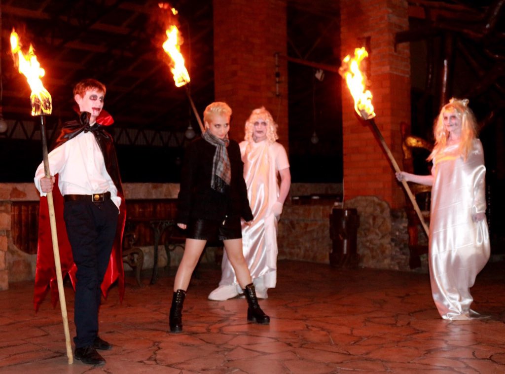 7xProd's tweet image. Фотоотчет по Halloween в ресторане "Алгус" 31.11.2016
Больше фотографий по ссылке: vk.com/album-93424893…