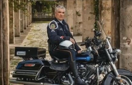 #Miami police officer killed in crash was close to retirement. bit.ly/2fcH6Da https://t.co/KZOecou0ip