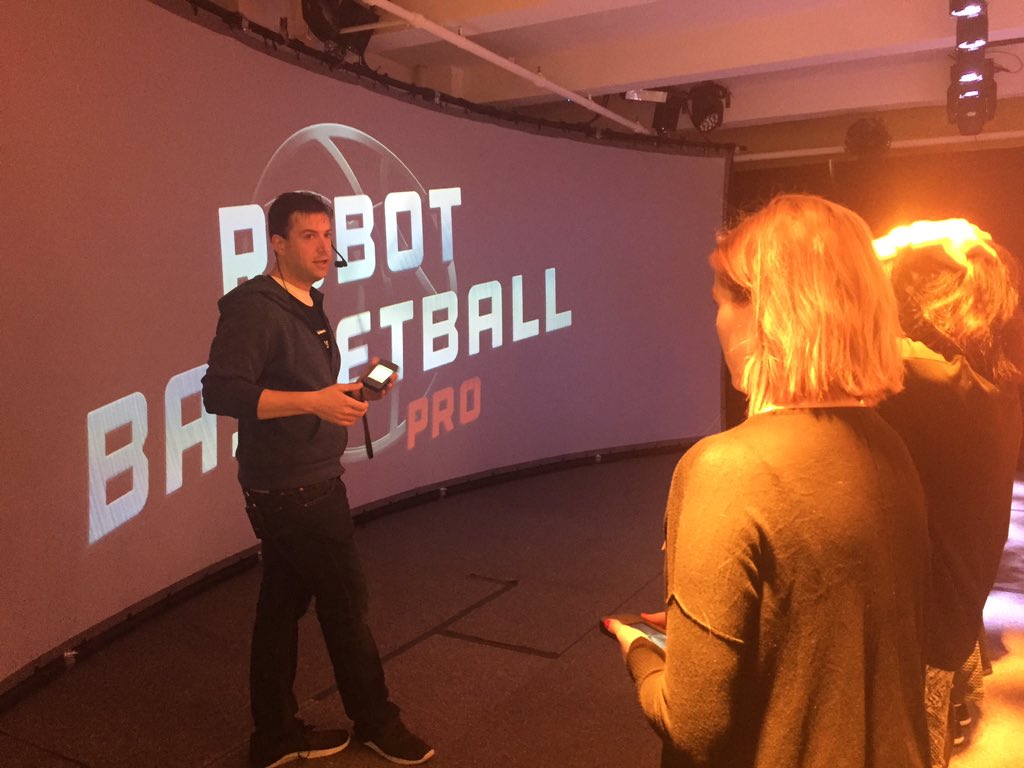ESIDesign's tweet image. Guys! It&apos;s time for #RobotBasketball with @greenghoulie #FCNY16