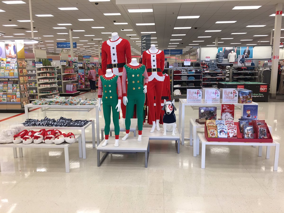 Ready for Christmas morning? Don't worry, we've got you covered! #T1370 <a href="/meghan_fulton/">Meghan</a> @GBo1370
