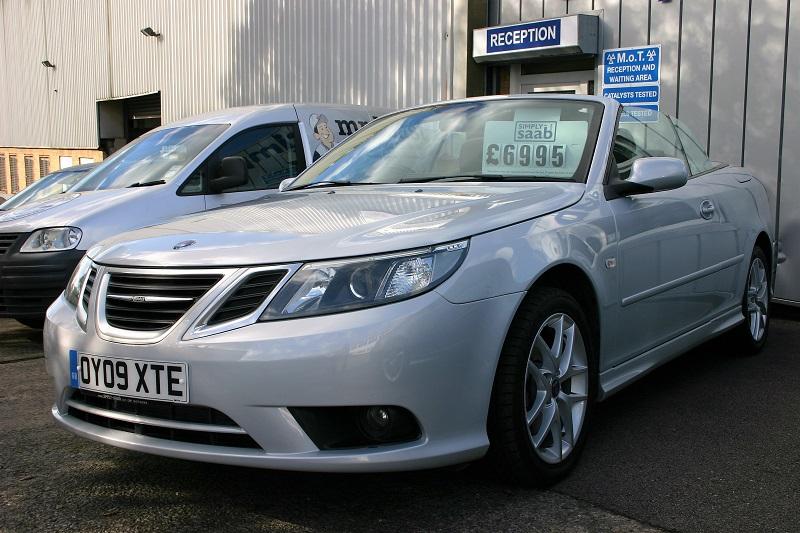 **PRICE REDUCTION** This superb Saab convertible is now only £6,995.00! Give us a call on 0117 907 4298 to grab it today!