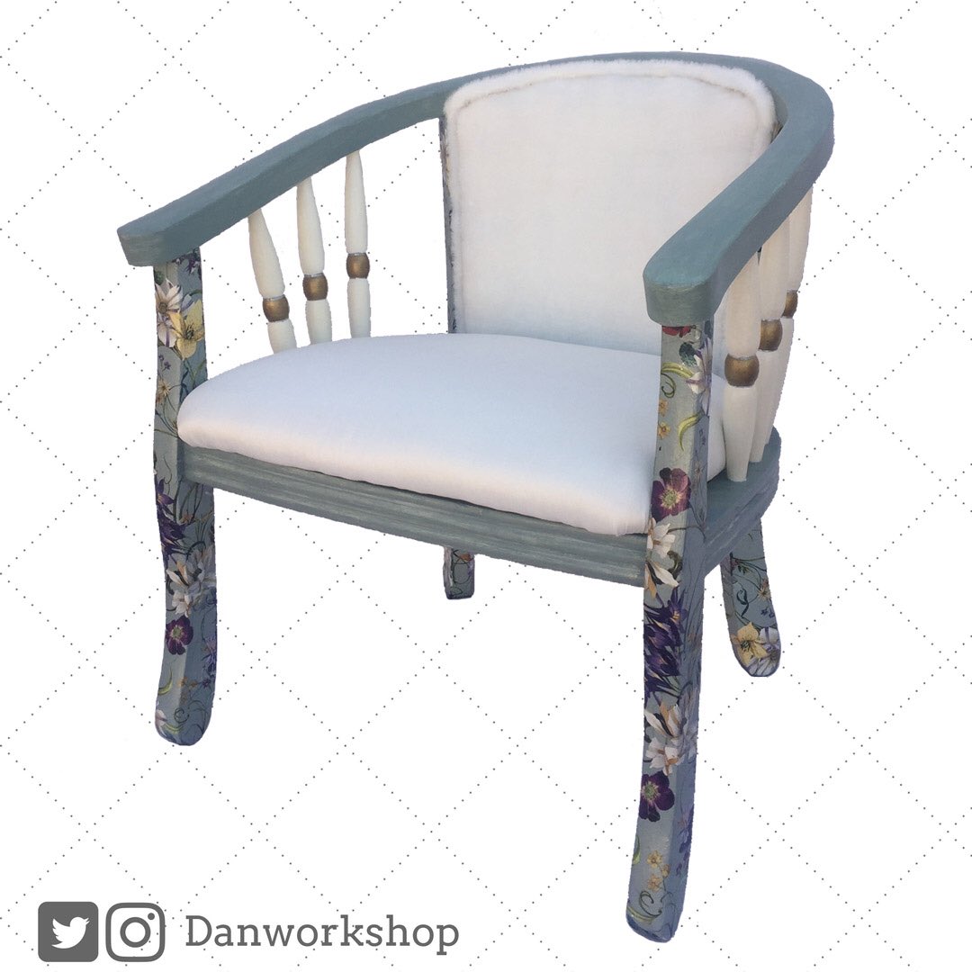 danworkshop's tweet image. Front view 💕