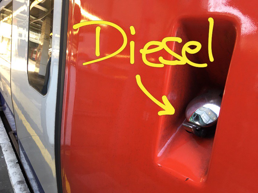 Tube_driver's tweet photo. Northern line trains use diesel. Average 4MPG or 3MPG if I drive it like I stole it. #Tubetrivia @tube_boob https://t.co/Yxxblr1VoD