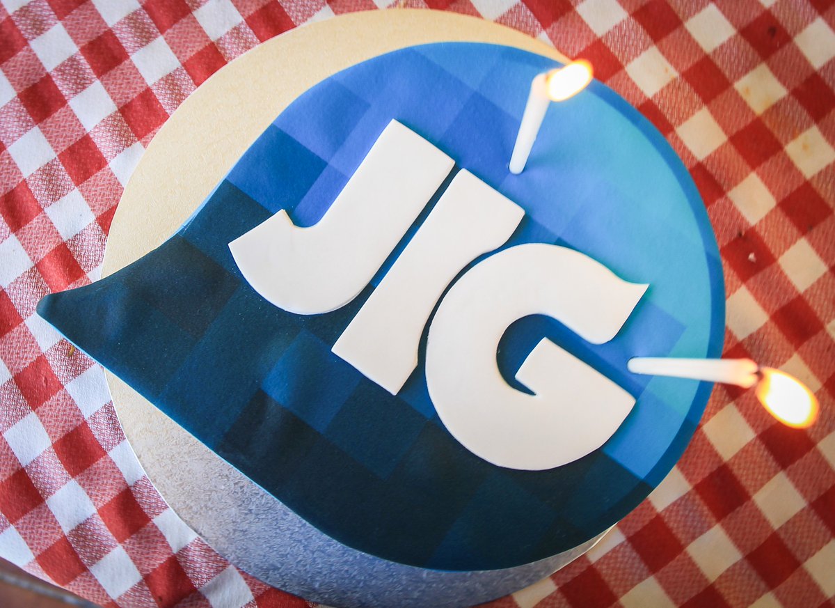 jig_es's tweet photo. 15 años de #tecnología e #innovación ¡Hoy soplamos velas! #SayHello15 https://t.co/pN6CFMXcGC https://t.co/2WsmukMYAG
