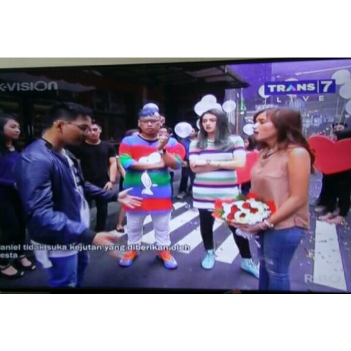 ran_tarsius's tweet photo. Desta dan Daniel akan putus
#Trans7RumahUya211
@RumahUya_Trans7 
211 https://t.co/BLqXiMIlbG