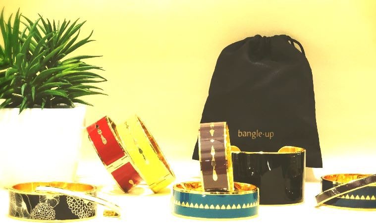 wagonchicparis's tweet photo. De nombreux Bangle Up sont disponibles  @wagonchicparis https://t.co/uurMJZg2Wl