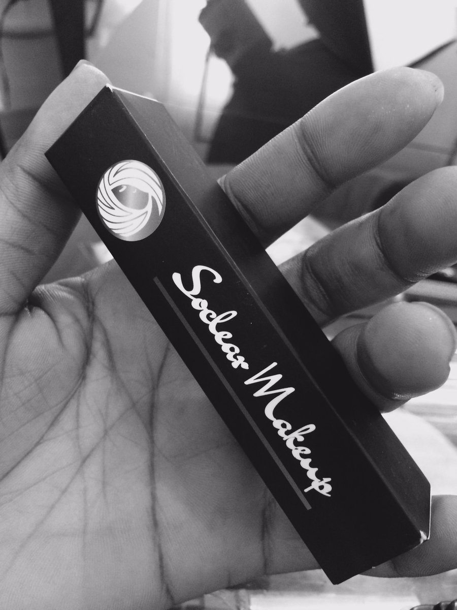 30secsorless_'s tweet photo. Currently on set, shoot for soclear makeup ✨ https://t.co/XJmli7N7GV