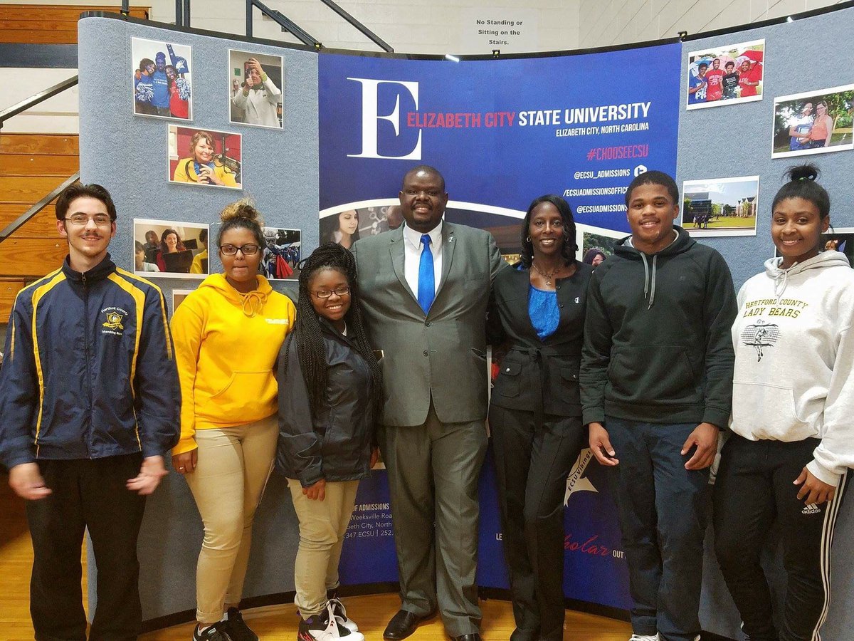 jgfutrell's tweet photo. @HCPS01 Students from Hertford Co. High apply early for admissions to @ECSU @ECSU_Admissions @ECSUCampusStore #allin https://t.co/1nY9NkVu9S