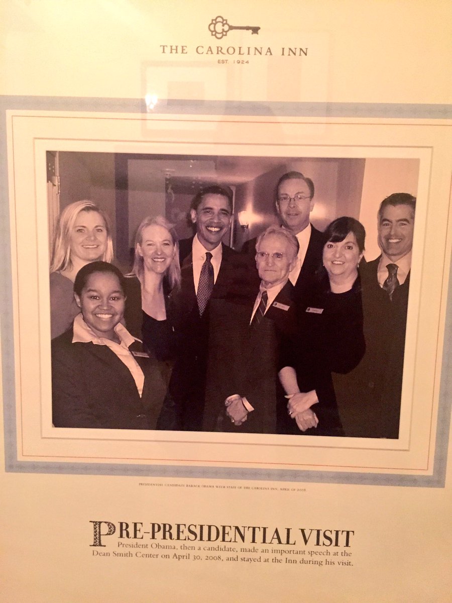 ruboww's tweet photo. Hey @BarackObama now that you've put some age on you we need to update this picture #overlunch #crossroads #pls  🤗 https://t.co/nFwQOmZxU6