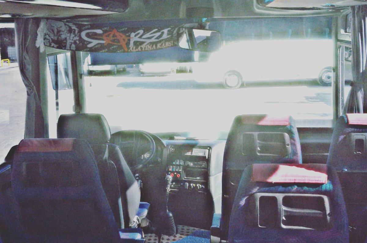 sercanka1903's tweet photo. Bu alemde #çArşı 😎🚐
#mycockpit 😉 https://t.co/pdMk53uW9F