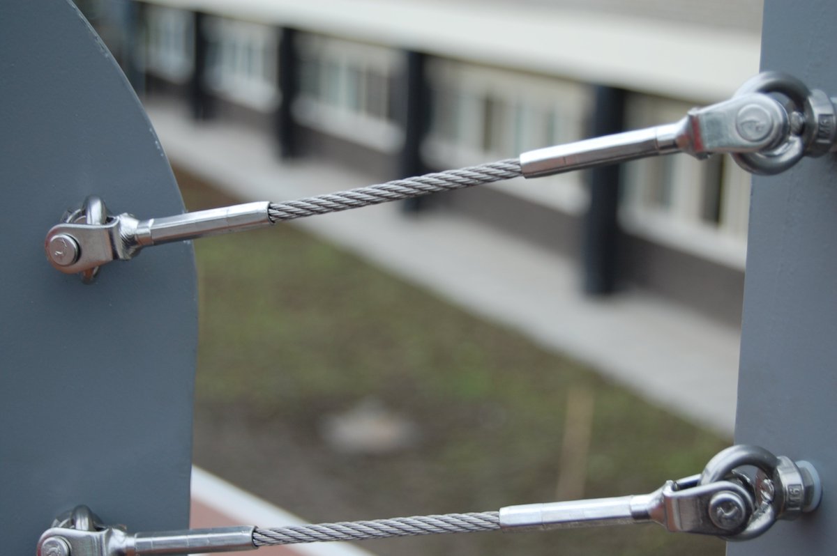 Wires previously done at Queens P.E Centre, Belfast.