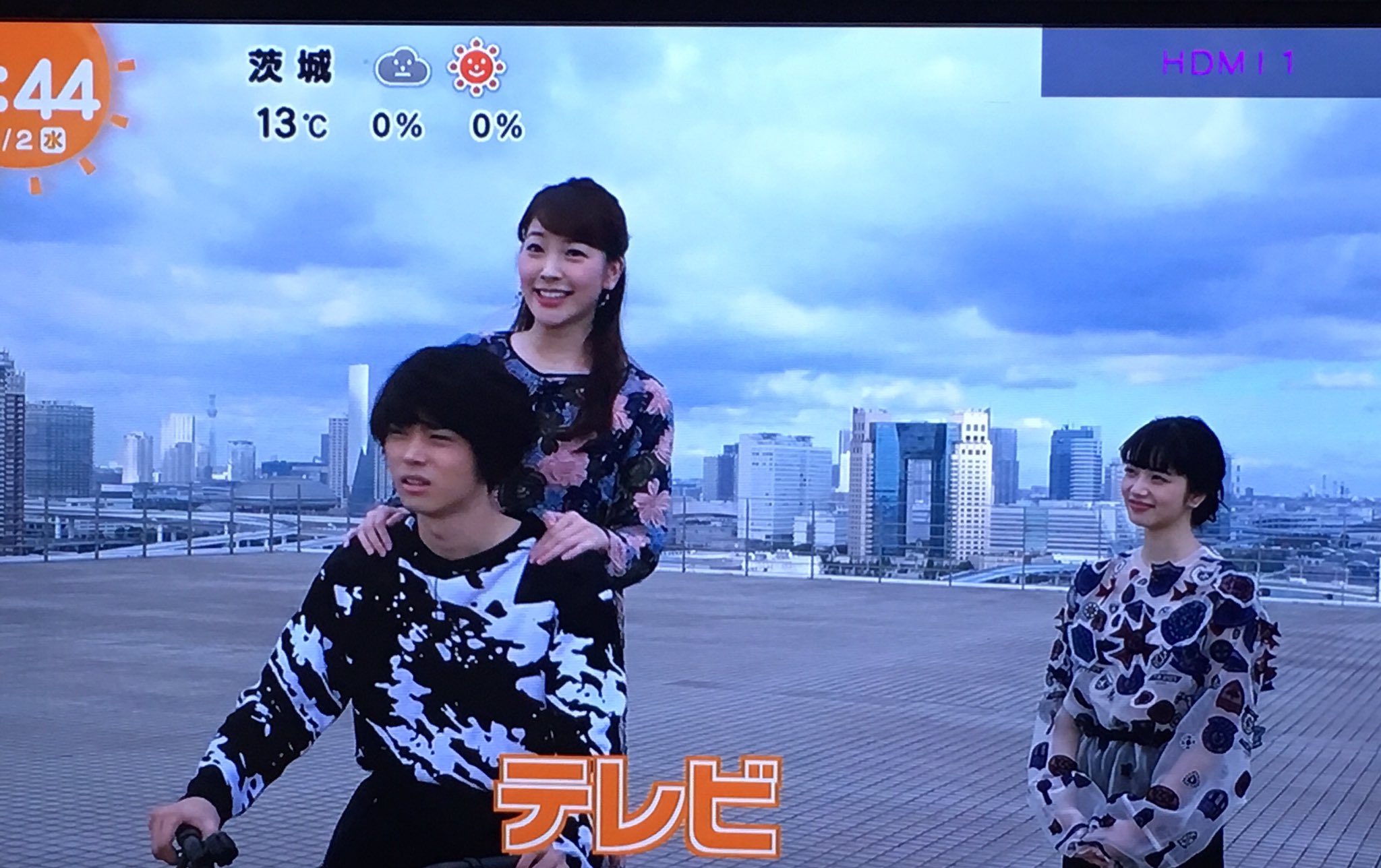 Tomomi 今朝のめざましテレビで溺れるナイフの番宣で 菅田将暉と小松菜奈が出るので録画チェックしたんだけど フジテレビ ってすごいな 人気絶頂の菅田とのチャリ2ケツを小松菜奈差し置いてアナウンサーにやらせるとか アナウンサーしか得しないでしょ