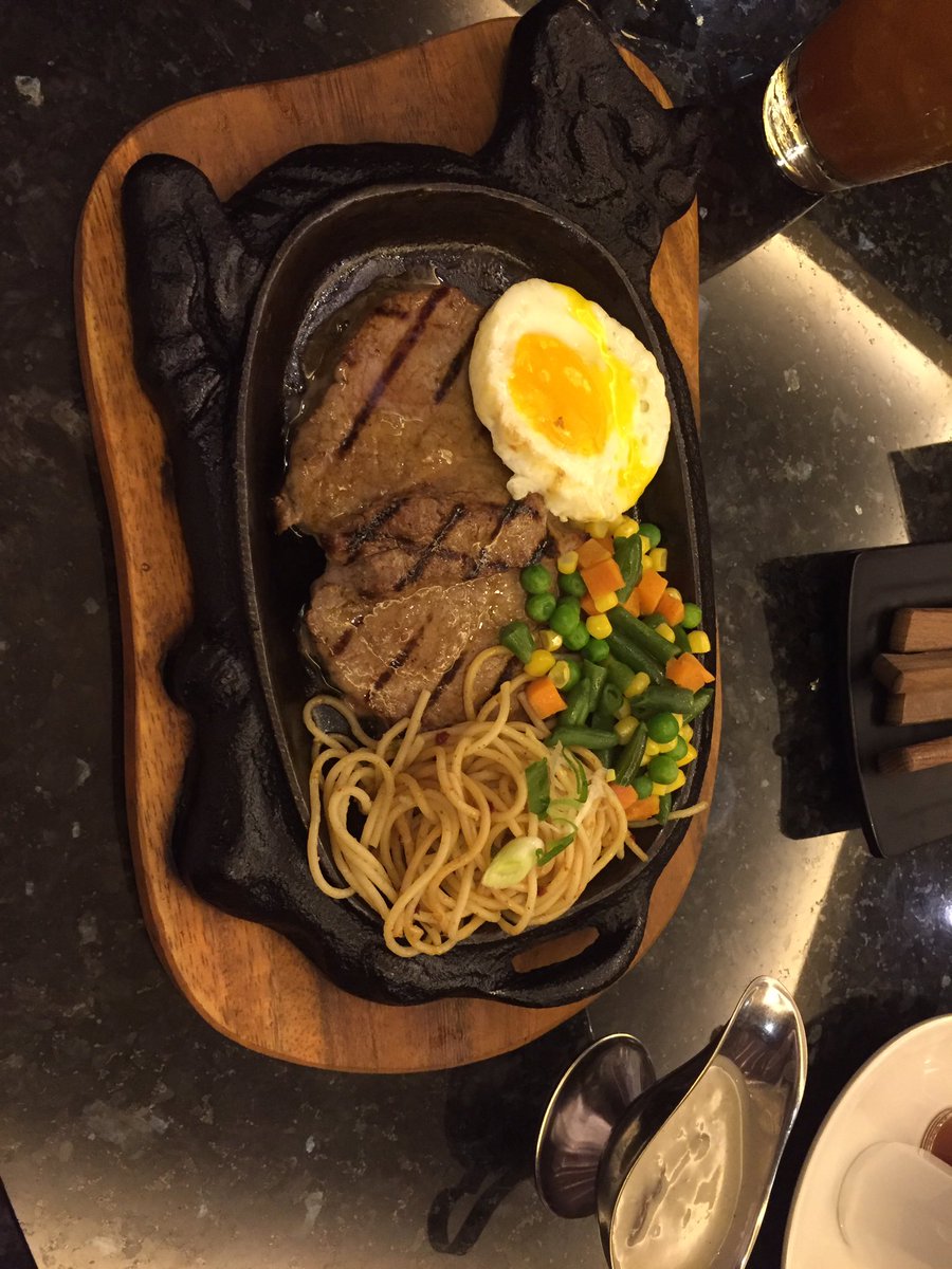 adrianekaputra's tweet photo. Tenderloin steak @steakinnjkt #steakinnjkt https://t.co/ugARmLCoAm