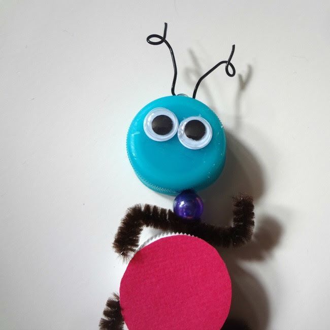 OneSpunkyPup's tweet image. This cute #caterpillar is made from old bottle caps! #ontheblog #recyclecreate #recycledcr… ift.tt/2fhiJDb