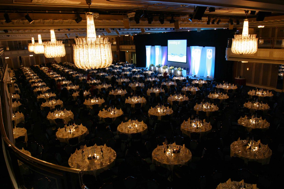 MintEventsLtd's tweet photo. The Great Room at Grosvenor House. Originally an ice skating rink, now an amazing events space. https://t.co/ciYL8qVJGM @Grosvenor_House https://t.co/rUS5La41Ts