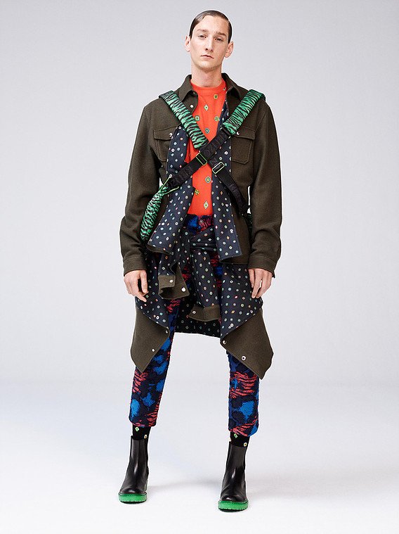 eljoventintero's tweet photo. Cuanta atrás para #KENZOxHM ! Disponible en 250 tiendas físicas seleccionadas y en su tienda online https://t.co/Z93EqJ2QTY ¿Preparad@? https://t.co/Ni09Eq8dM7