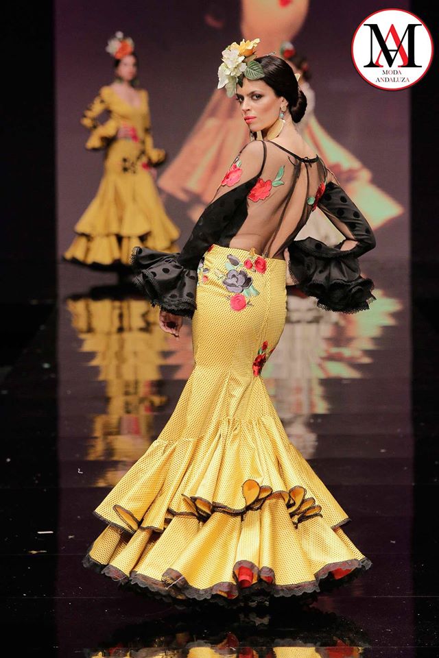 Moda_Andaluza's tweet photo. Diseño de #Sonibel colección #FlamencaPura presentada en #Simof2016 fotografía #ChemaSoler #modaandaluza https://t.co/Rygnk3UCGI https://t.co/5uojgZKkNl