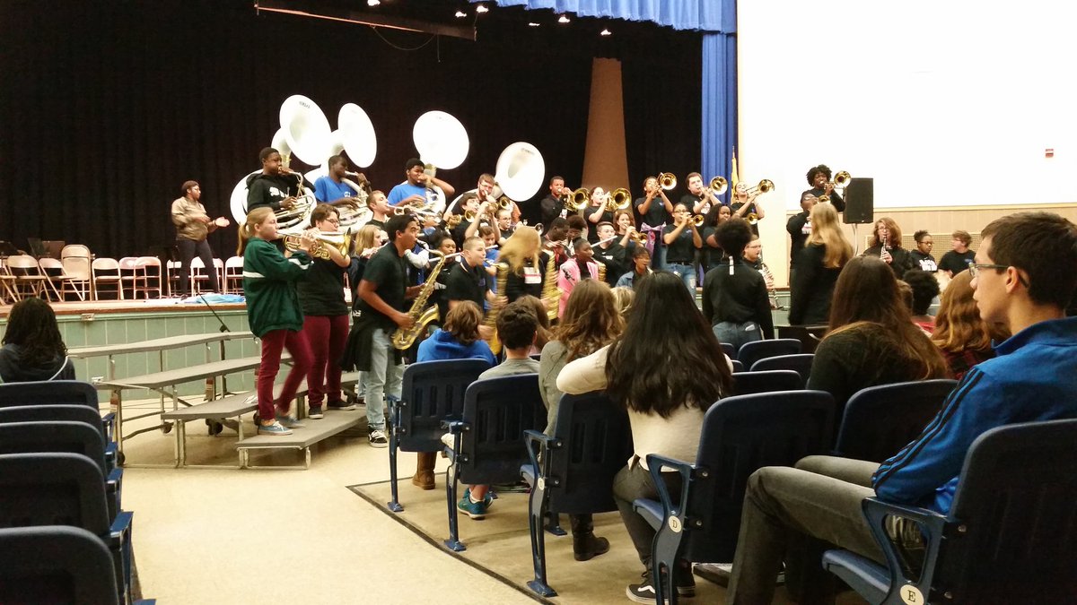 Liberty Grayek tweet media