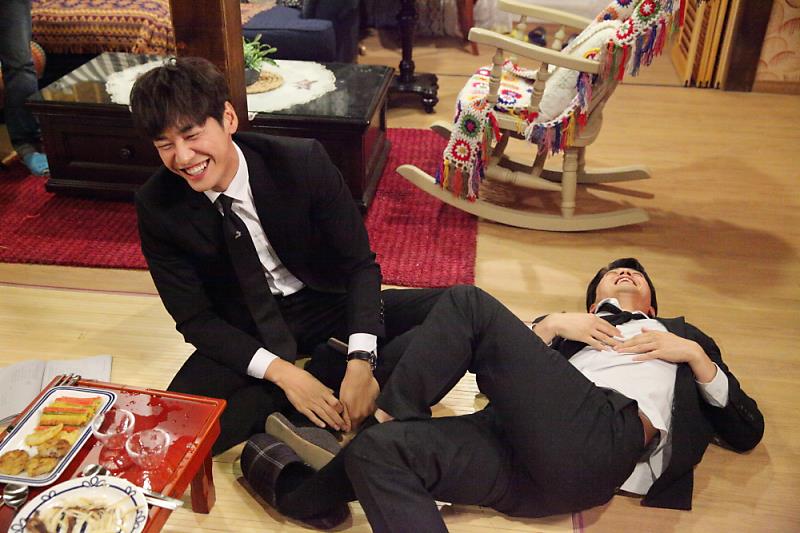 19870111dotcom's tweet photo. #김영광 with   #우리집에사는남자 ep. 03 behind SENCE.  #우사남 #고난길
Via. https://t.co/vaChcCOq5r https://t.co/IAvd8IViB5