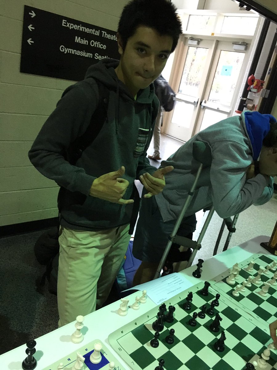 SkyChessIsLit's tweet photo. Club fair is TOO LIT #JoinSkyChess #SkyChessIsLIT https://t.co/fenqhpwIOD