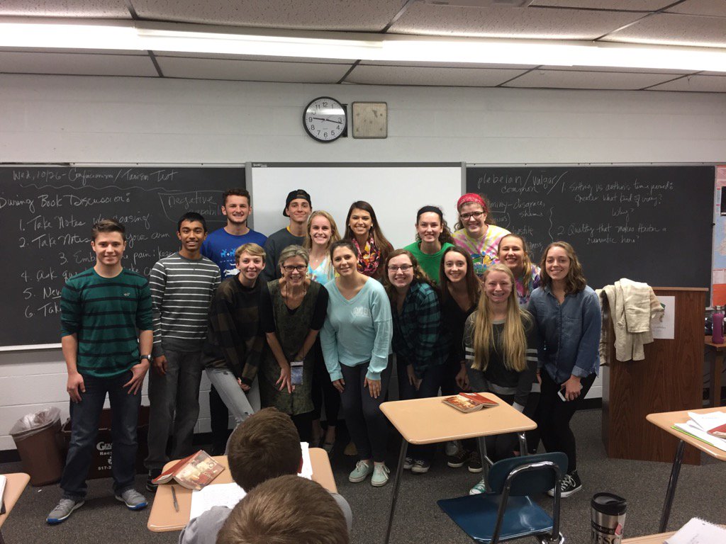 janshoemaker2's tweet image. Birthday choristers dropping by 2nd hour! I am SO lucky!